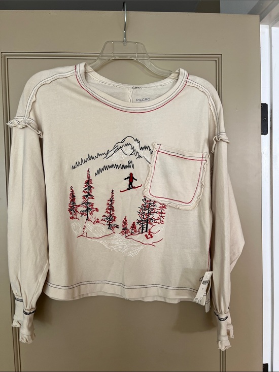 Pilcro Sweaters - Pilcro Cream Crewneck Sweater with Red & Black Ski Graphic